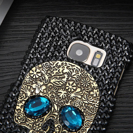 Funda Protectora para Celular Negra con Calavera y Cristales - Image 4