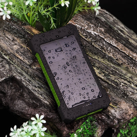 Cargador Solar Portátil Ultradelgado para Celular con Luz de Campamento - Image 23