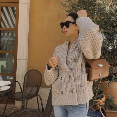 Suéter Elegante de Invierno Mujer Cuello V Doble Abotonado - Image 3
