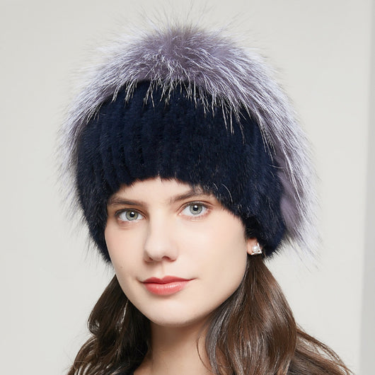 Gorro Tejido de Invierno para Mujer con Pedrería y Pelaje de Zorro - Image 14