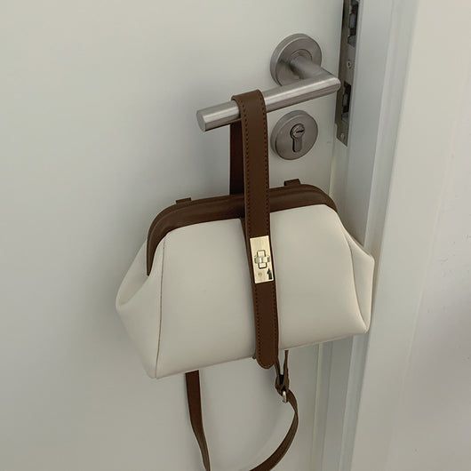 Bolsa Mensajera Retro con Cierre de Botón - Diseño Versátil - Image 7