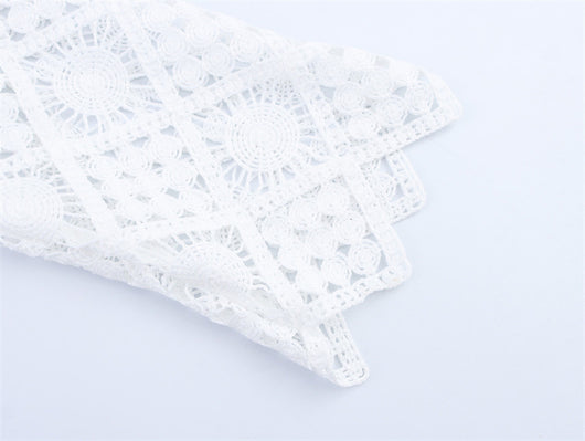 Blusa Elegante con Cuello en V y Bordados para Mujer - Image 10