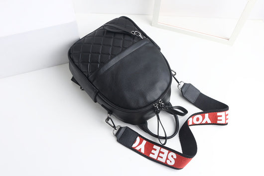 Mochila de Cuero Compacta Multiusos con Compartimento Perfumado - Image 12