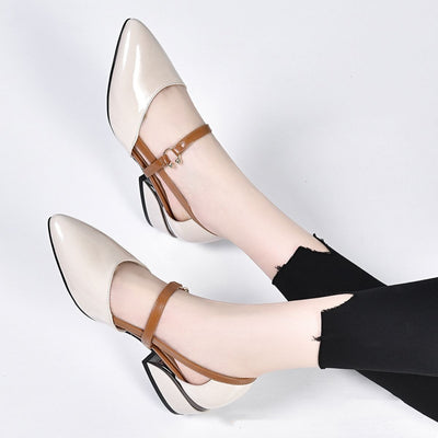 Sandalias de Tacón Cuadrado en Cuero Charol con Diseño Calado - Image 5