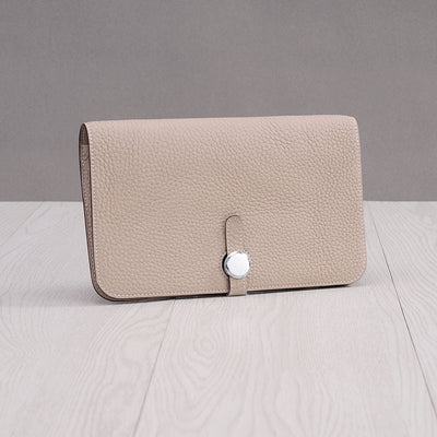 Bolso Grande de Cuero Genuino para Mujer con Amplia Capacidad - Image 2
