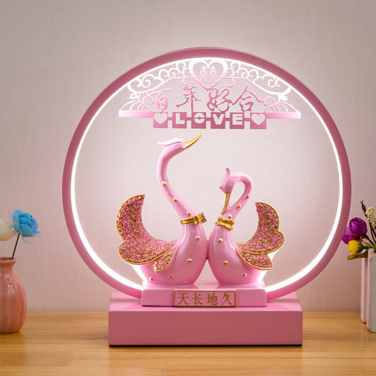 Lámpara de Mesa LED Creativa con Diseño Moderno