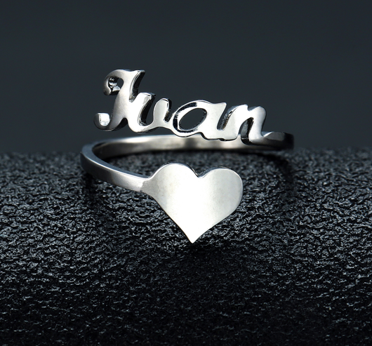Anillo Personalizado de Acero Inoxidable con Nombre y Corazón para Hombre y Mujer - Image 3