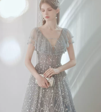 Vestido de Cóctel Elegante para Compromisos y Eventos Especiales - Image 9