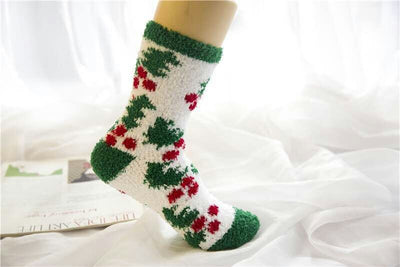 Calcetines Navideños de Felpa para Adultos Mayores - Image 7