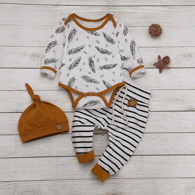 Ropa Infantil con Estampado de Rayas y Plumas