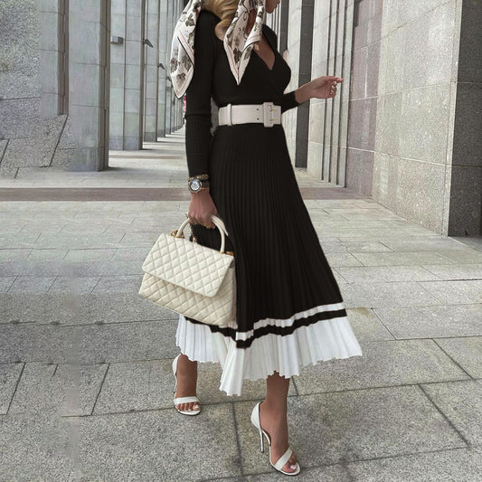 Vestido Plisado Escote V Ajustado con Cinturón - Image 2