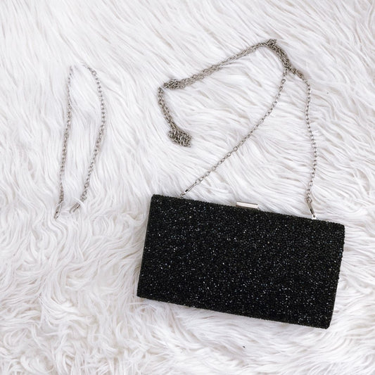 Clutch Adornado con Diamantes