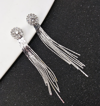 Aretes Largos de Cristal Hipoalergénicos con Borlas - Image 4