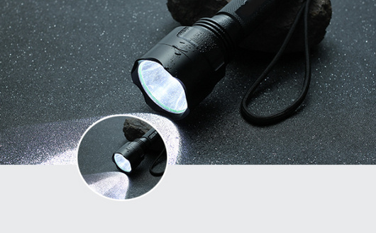 Linterna LED de Alta Potencia - Image 10