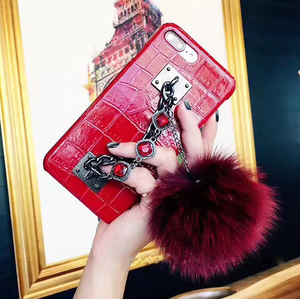 Funda Protectora para Celular con Bola de Pelaje de Zorro y Tachuelas Antigolpes