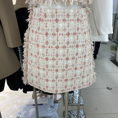 Conjunto Falda y Top Botones sin Mangas - Image 18