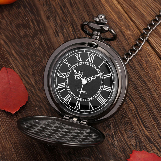 Reloj de Bolsillo Grande Estilo Vintage con Patrón de Escudo Dorado y Movimiento Cuarzo - Image 14