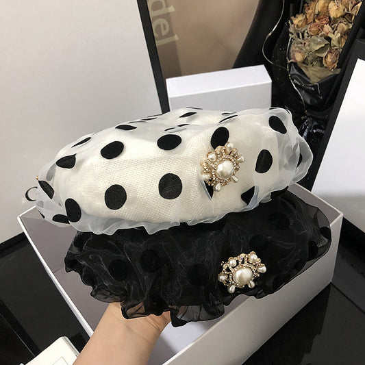 Boina Retro Blanca Hepburn Storm - Broche Versátil