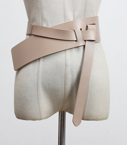 Cinturón Ancho de Cuero con Detalles Decorativos para Mujer - Image 9