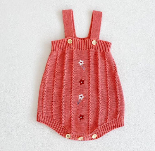 Traje Dos Piezas con Chaqueta Tejida y Tirantes - Image 43