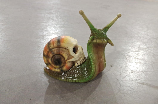 Escultura de Caparazón de Caracol Gótica - Decoración Artesanal para Hogar y Jardín - Image 7