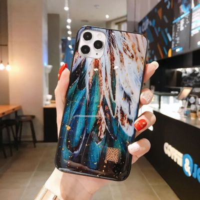 Funda Flamingo Plumas Viento Frío para Celular