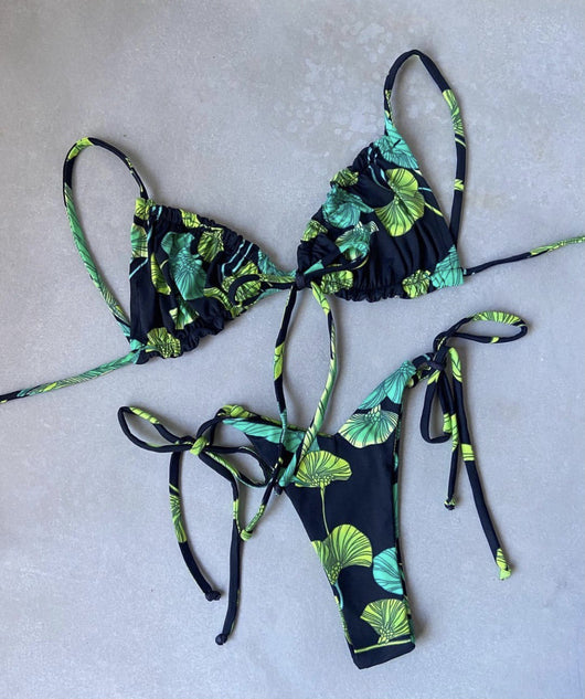 Bikini Deportivo de Tiras Ajustables en Color Sólido - Image 25