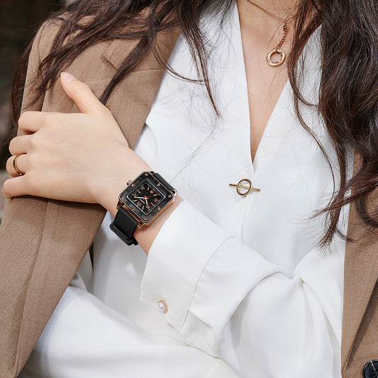 Reloj de Pulsera Cuadrado para Mujer - Diseño Minimalista y Elegante - Image 2