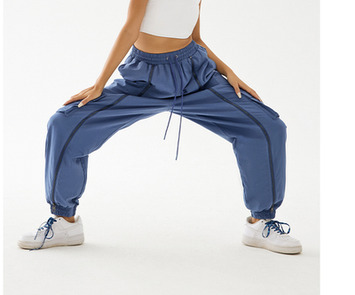 Pantalones de Trabajo Holgados con Cierre y Detalles - Image 4