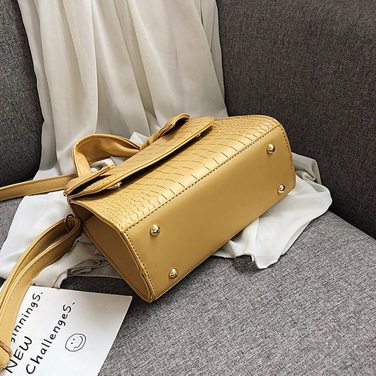 Bolso Bandolera con Textura Piedra - Image 10
