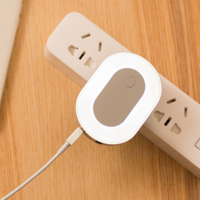Cargador Inteligente Dual USB con Luz Nocturna LED