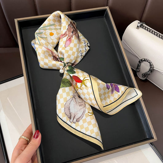 Pañuelo de Seda Beige Cuadrado para Mujer - Versátil y Fácil de Combinar - Image 27