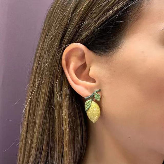 Aretes de Circonita Forma Mango en Oro Cepillado - Image 12