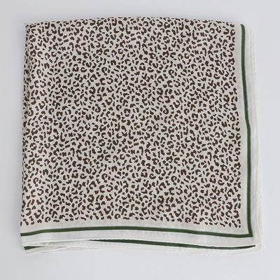 Pañuelo de Seda Artificial Estampado Leopardo - Image 3