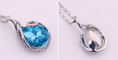 Conjunto de Collar y Aretes de Strass Brillante - Image 3