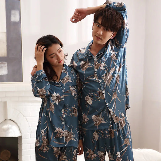Pijamas de Seda para Parejas - Manga Larga Fresca y Cómoda - Image 25