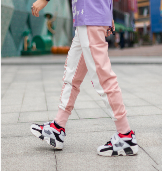 Pantalones Hip-Hop Casual Estilo Urbano con Estampado Moderno - Image 3
