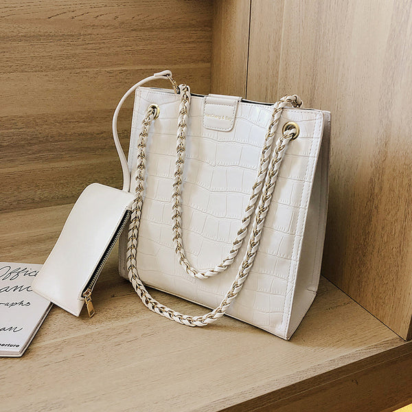 Bolsa Tote Chain Versátil