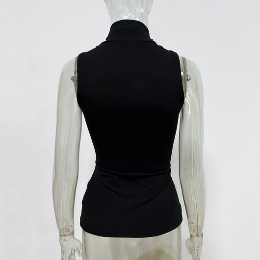 Blusa Dorada sin Mangas con Hombros Descubiertos y Tela Elástica - Image 20