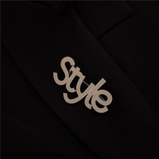 Broche Perla con Letras Estilo Hong Kong - Accesorio Retro Elegante - Image 6