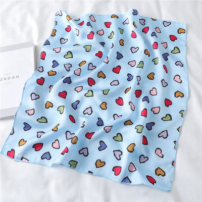 Pañuelo de Seda Estampado Corazones - Foulard Cuadrado Multiuso para Mujer - Image 12