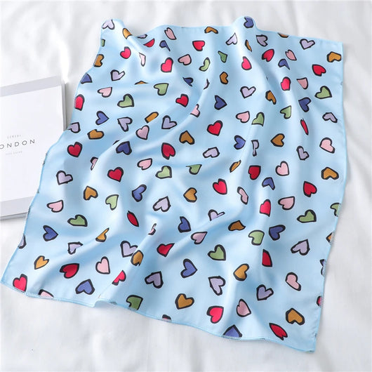 Pañuelo de Seda Estampado Corazones - Foulard Cuadrado Multiuso para Mujer - Image 12