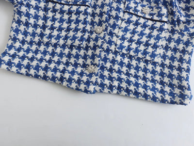 Chaqueta Camisa de Moda con Detalles Texturizados y Bordados - Image 4