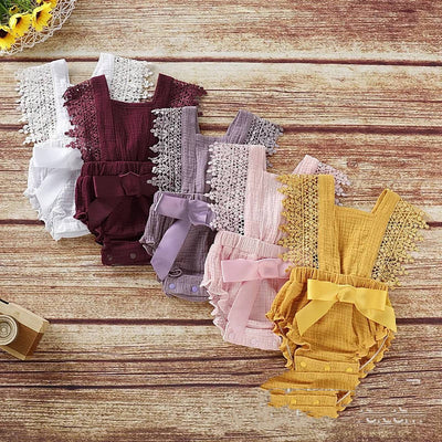 Pelele para Bebé Elegante de Encaje Algodón y Lino con Lazo - Image 3
