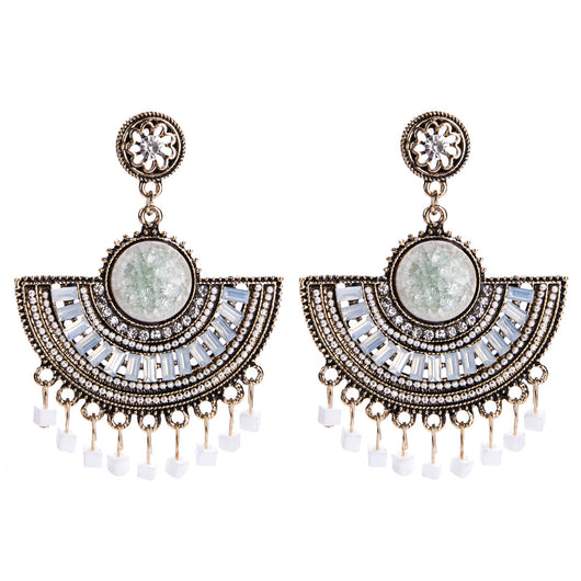 Aretes Bohemios Elegantes con Borlas y Cuentas - Image 11