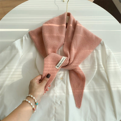 Poncho Triangular de Lana Pura para Otoño e Invierno - Image 14
