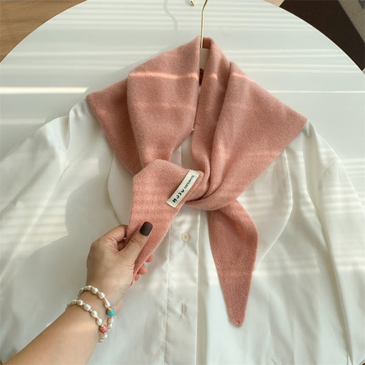 Poncho Triangular de Lana Pura para Otoño e Invierno - Image 14