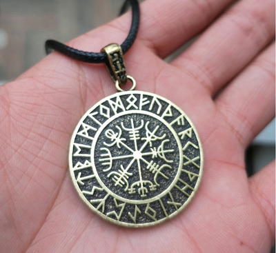 Anillo Amuleto de Runas Vikingas Símbolo Nórdico con Colgante - Image 5