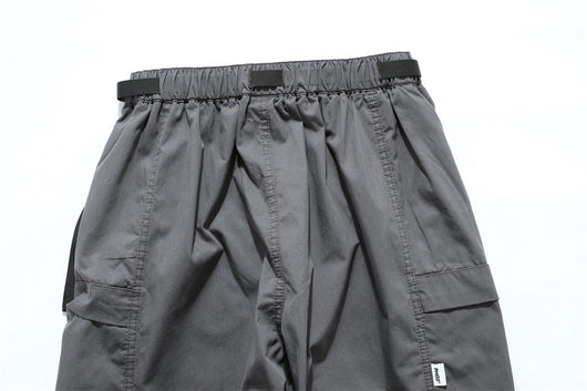 Overol Holgado para Hombre con Múltiples Bolsillos y Cinturón - Image 13