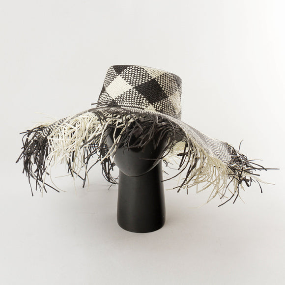 Sombrero de Paja con Copa Plana y Ala Texturizada